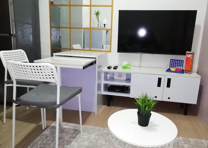 Rich 1-bedroom Manila