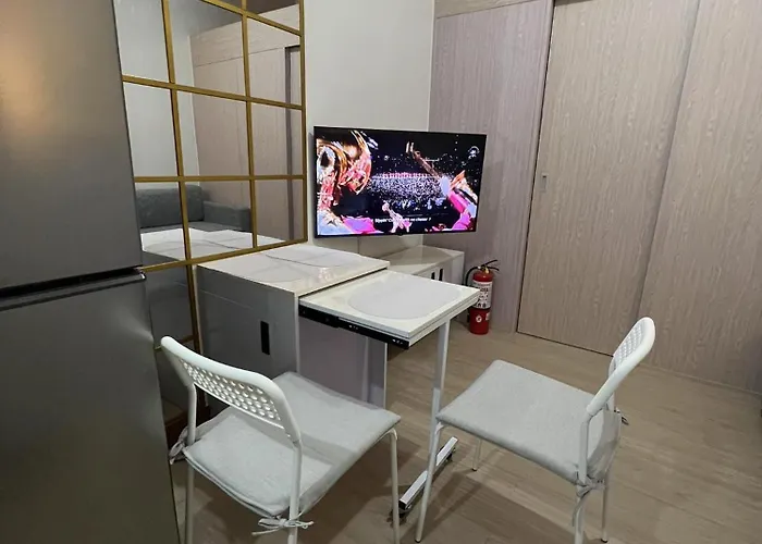 Rich 1-bedroom * Manila